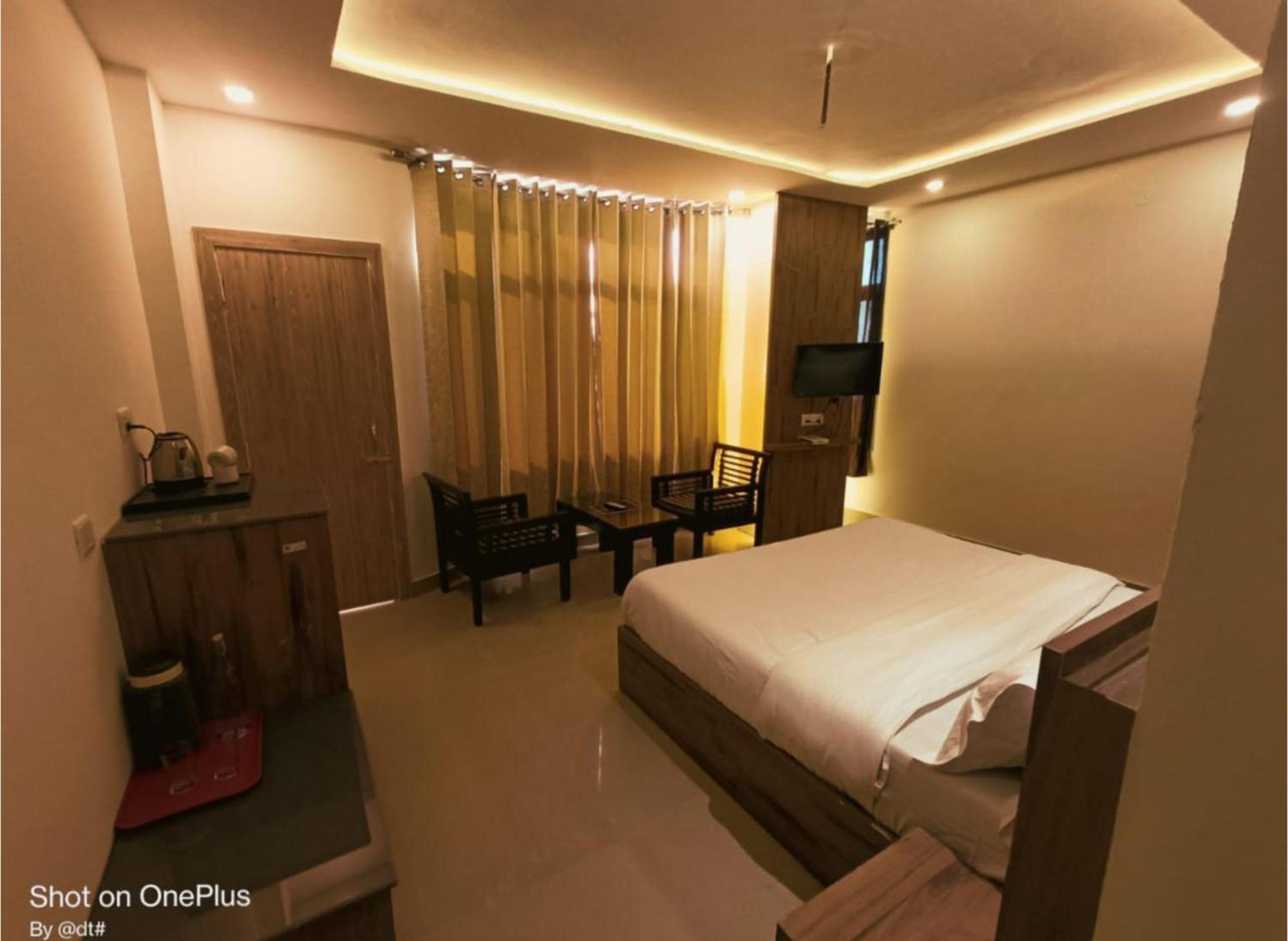 Hotel Wild Rose - Dalhousie Extérieur photo