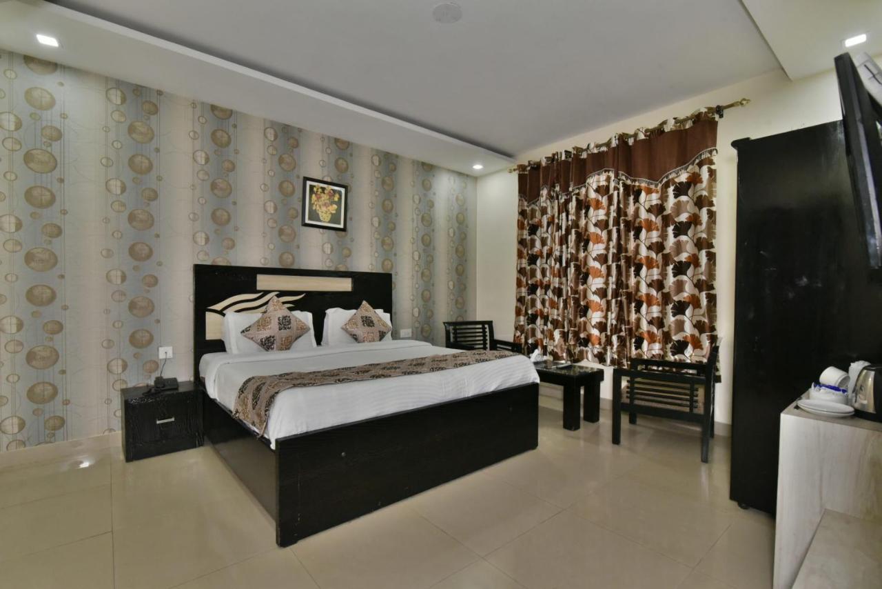 Hotel Wild Rose - Dalhousie Extérieur photo